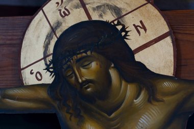 İsa Mesih 'in, Yunanistan' ın Platy kentindeki Ortodoks Kilisesi 'nde 13 Nisan 2023' te çarmıha gerildiği özel törende İsa 'nın bir simgesi..