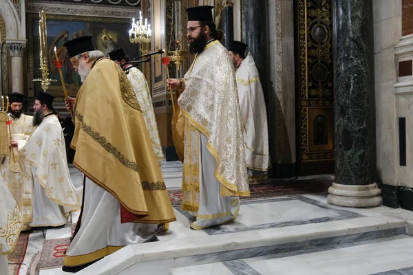 Ortodox Keresztény Hívek Vesznek Részt Epitáf Litánia Nagypéntek Délután Athénban — Stock Fotó