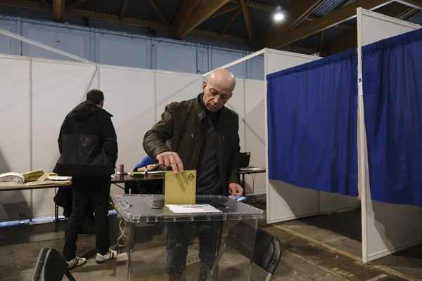 Électeur Vote Dans Bureau Vote Lors Des Élections Présidentielles Générales — Photo