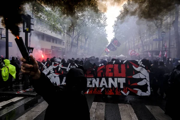 Протестующие Участвующие Ежегодной Демонстрации Мая 2023 Года Париже Посвященной Международному — стоковое фото