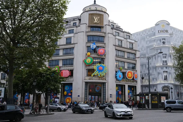 Pohled Exteriéru Obchodu Louis Vuitton Paříži Francie Dubna 2023 — Stock fotografie