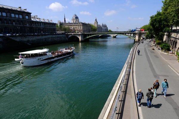 2023年4月2日フランス パリのセーヌ川の眺め — ストック写真