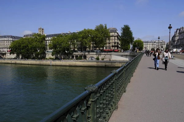 2023年4月2日フランス パリのセーヌ川の眺め — ストック写真
