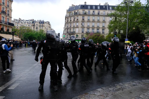 Agentes Unidad Policía Francesa Brav Enfrentaron Con Manifestantes Durante Marcha — Foto de Stock