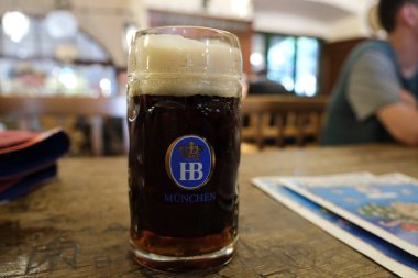 Münih 'teki Hofbrau Münih Bira Fabrikası 25 Temmuz 2022