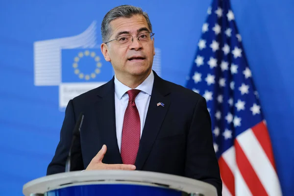 stock image EU commissioner for Health Stella Kyriakides and Xavier Becerra, US Secretary of Health and Human Services speak during a press conference at the EU headquarters in Brussels, Belgium on May 17, 2023. 