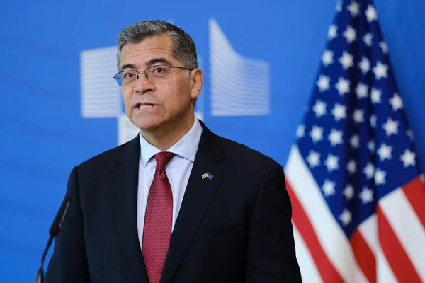 stock image EU commissioner for Health Stella Kyriakides and Xavier Becerra, US Secretary of Health and Human Services speak during a press conference at the EU headquarters in Brussels, Belgium on May 17, 2023. 