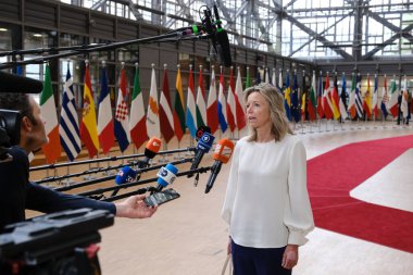 Kajsa OLONGREN, Savunma Bakanı 23 Mayıs 2023 'te Belçika' nın Brüksel kentindeki Avrupa Konseyi karargahına AB Savunma Bakanları toplantısına katılmak üzere geldi..
