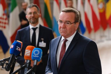 Savunma Bakanı Boris Pistorius, 23 Mayıs 2023 'te Belçika' nın Brüksel kentindeki Avrupa Konseyi genel merkezinde yapılacak AB Savunma Bakanları toplantısına katılmak üzere geldi..