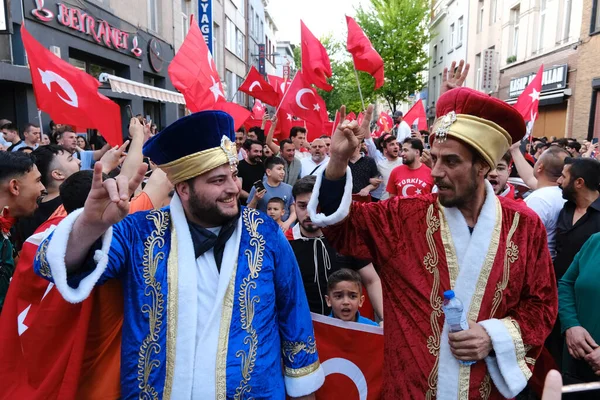 Los Partidarios Del Presidente Turco Erdogan Celebran Después Los Resultados — Foto de Stock