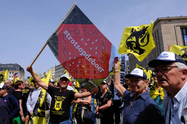 Flaman Aşırı Sağ Partisi Vlaams Belang Destekçileri Mayıs 2023 Brüksel — Stok fotoğraf