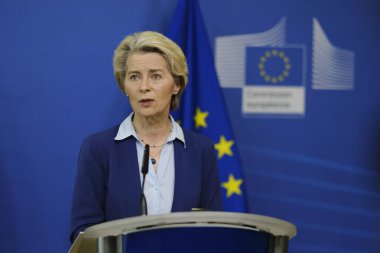 Avrupa Komisyonu Başkanı Ursula von der Leyen, Komisyon Heyeti 'nin Belçika' nın Brüksel kentindeki AB karargahında yaptığı toplantı sonrasında basın toplantısında konuştu. 20, 2023.