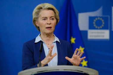 Avrupa Komisyonu Başkanı Ursula von der Leyen, Komisyon Heyeti 'nin Belçika' nın Brüksel kentindeki AB karargahında yaptığı toplantı sonrasında basın toplantısında konuştu. 20, 2023.