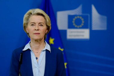 Avrupa Komisyonu Başkanı Ursula von der Leyen, Komisyon Heyeti 'nin Belçika' nın Brüksel kentindeki AB karargahında yaptığı toplantı sonrasında basın toplantısında konuştu. 20, 2023.