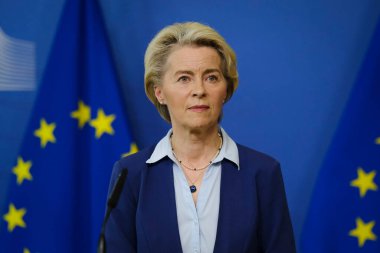 Avrupa Komisyonu Başkanı Ursula von der Leyen, Komisyon Heyeti 'nin Belçika' nın Brüksel kentindeki AB karargahında yaptığı toplantı sonrasında basın toplantısında konuştu. 20, 2023.