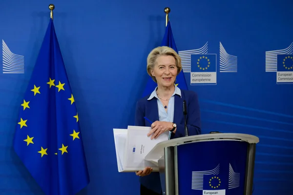 Předseda Evropské Komise Ursula Von Der Leyen Vystoupí Mediální Konferenci — Stock fotografie