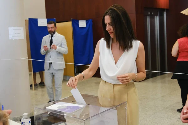 Ciudadanos Griegos Que Viven Extranjero Votan Por Las Elecciones Legislativas —  Fotos de Stock