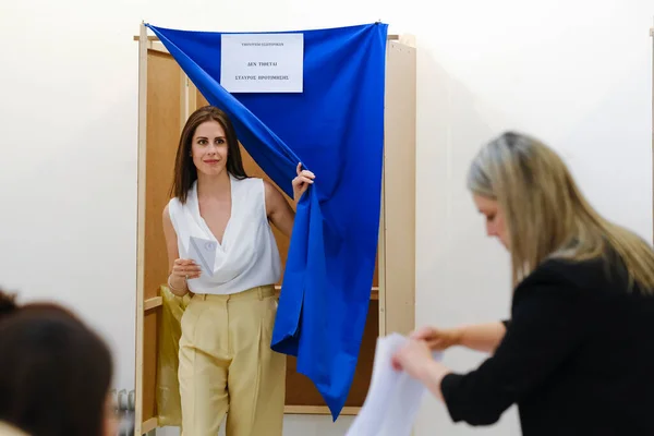 Griekse Burgers Die Het Buitenland Wonen Stemmen Voor Griekse Parlementsverkiezingen — Stockfoto