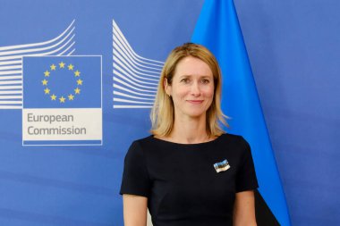 Avrupa Komisyonu Başkanı Ursula von der Leyen, 28 Haziran 2023 'te Brüksel, Belçika' daki AB genel merkezinde gerçekleşen görüşme öncesinde Estonya Başbakanı Kaja Kallas 'ı karşıladı..