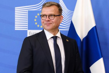 Avrupa Komisyonu Başkanı Ursula von der Leyen, 28 Haziran 2023 'te Belçika' nın Brüksel kentindeki AB genel merkezinde Finlandiya Başbakanı Petteri ORPO 'yu karşıladı..