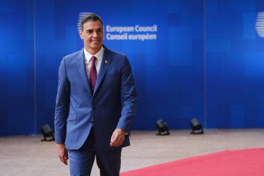İspanya Başbakanı Pedro Sanchez 29 Haziran 2023 'te Brüksel' deki AB karargahına bir AB Zirvesi için geldi..