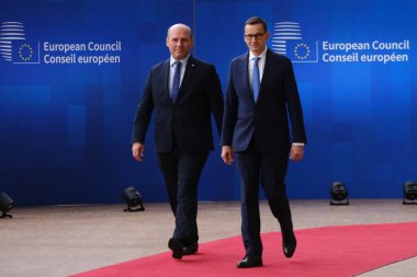 Polonya Başbakanı Mateusz Morawiecki AB Zirvesi için 29 Haziran 2023 'te Brüksel' deki AB genel merkezine geldi..