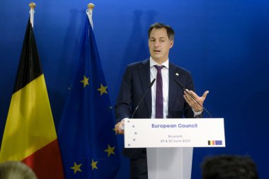 Belçika Başbakanı Alexander De Croo, 30 Haziran 2023 'te Brüksel' deki AB genel merkezinde yapılan AB Zirvesi sonuçları hakkında basın açıklaması yaptı..
