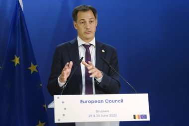 Belçika Başbakanı Alexander De Croo, 30 Haziran 2023 'te Brüksel' deki AB genel merkezinde yapılan AB Zirvesi sonuçları hakkında basın açıklaması yaptı..