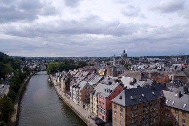 Namur 'un 22 Temmuz 2023' teki panoramik görüntüsü.