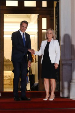 Yunanistan Başbakanı Kyriakos Mitsotakis, Bosna-Hersek Bakanlar Kurulu Başkanı Borjana Kristo 'yu 21 Ağustos 2023' te Atina, Yunanistan 'daki Maximou köşkünde karşıladı..