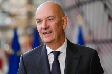 Bakan Roland LESCURE, 25 Eylül 2023 'te Brüksel, Belçika' daki AB İç Pazar ve Sanayi Konseyi 'ne katılmak üzere geliyor..