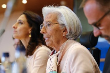 Avrupa Merkez Bankası (ECB) Başkanı Christine Lagarde, Avrupa Parlamentosu Ekonomik ve Parasal İşler Komitesi 'nin 25 Eylül 2023' te Brüksel 'deki duruşmasında.