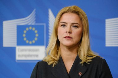 Avrupa Komisyonu Başkanı Ursula von der LEYEN ve Letonya Başbakanı Evika SILINA tarafından 27 Eylül 2023 'te Brüksel, Belçika' da yapılan basın açıklaması.
