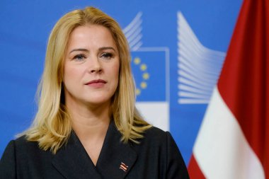 Avrupa Komisyonu Başkanı Ursula von der LEYEN ve Letonya Başbakanı Evika SILINA tarafından 27 Eylül 2023 'te Brüksel, Belçika' da yapılan basın açıklaması.