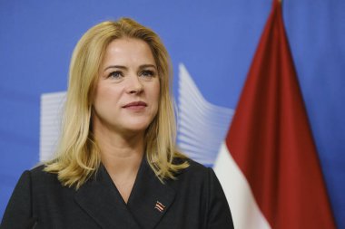 Avrupa Komisyonu Başkanı Ursula von der LEYEN ve Letonya Başbakanı Evika SILINA tarafından 27 Eylül 2023 'te Brüksel, Belçika' da yapılan basın açıklaması.