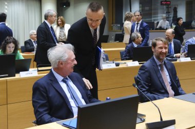 Dışişleri Bakanı Peter Szijarto, AB dışişleri bakanlarının 13 Kasım 2023 'te Brüksel, Belçika' daki Avrupa Konseyi binasına bir toplantısı için geldi.