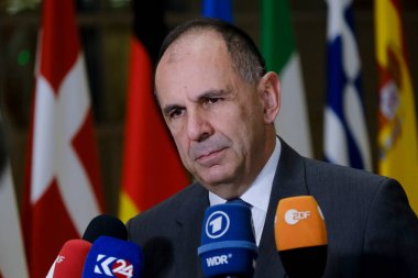  Dışişleri Bakanı Yorgos Gerapetritis, AB dışişleri bakanlarının 13 Kasım 2023 'te Brüksel, Belçika' daki Avrupa Konseyi binasına bir toplantısı için geldi.