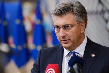 Hırvatistan Başbakanı Andrej Plenkoviç AB Zirvesi için 27 Ekim 2023 'te Brüksel, Belçika' daki AB genel merkezine geldi..