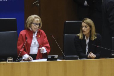 Varşova gettosundan sağ kurtulan Irene Shashar, 25 Ocak 2023 'te Brüksel, Belçika' daki Avrupa Parlamentosu 'nda düzenlenen Yahudi Soykırımını Anma Günü öncesinde Avrupa Parlamentosu' na hitaben bir konuşma yaptı..