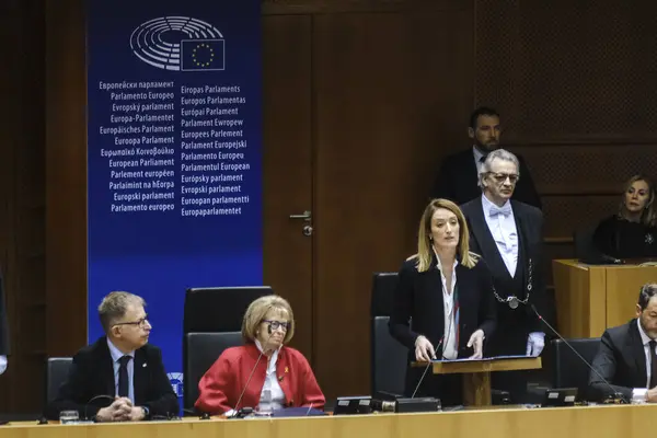 Varşova gettosundan sağ kurtulan Irene Shashar, 25 Ocak 2023 'te Brüksel, Belçika' daki Avrupa Parlamentosu 'nda düzenlenen Yahudi Soykırımını Anma Günü öncesinde Avrupa Parlamentosu' na hitaben bir konuşma yaptı..