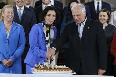 Hacı LAHBIB, Dışişleri Bakanı ve Joseph Borrell 3 Şubat 2024 'te Belçika' nın Brüksel kentinde düzenlenen Beden Eğitimi Konseyi 'nin 50. yıldönümü kutlamalarında.