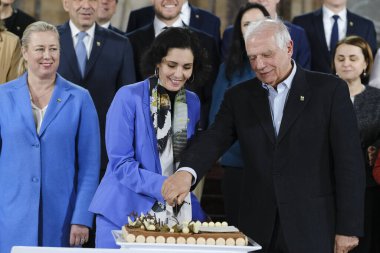 Hacı LAHBIB, Dışişleri Bakanı ve Joseph Borrell 3 Şubat 2024 'te Belçika' nın Brüksel kentinde düzenlenen Beden Eğitimi Konseyi 'nin 50. yıldönümü kutlamalarında.