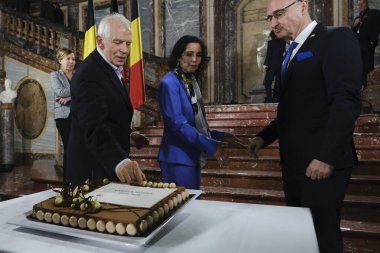 Hacı LAHBIB, Dışişleri Bakanı ve Joseph Borrell 3 Şubat 2024 'te Belçika' nın Brüksel kentinde düzenlenen Beden Eğitimi Konseyi 'nin 50. yıldönümü kutlamalarında.