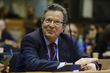 MEP Giorgos Kyrtsos 14 Şubat 2024 'te Yunanistan' ın Avrupa Parlamentosu, Brüksel ve Belçika 'daki Tempi kentinde meydana gelen ölümcül kaza sırasında