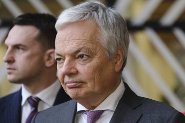AB Komiseri Didier REYNDERS, 20 Şubat 2024 'te Brüksel, Belçika' daki AB Genel İşler Konseyi 'nin sonunda basın toplantısı düzenledi