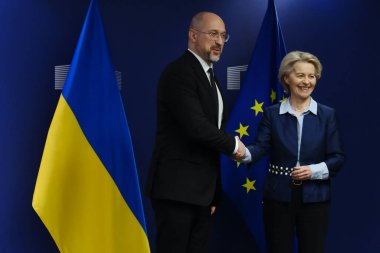AB Komisyonu Başkanı Ursula von der Leyen, 20 Mart 2024 'te Ukrayna Başbakanı Denys Şmyhal' i Brüksel, Belçika 'daki AB genel merkezinde karşıladı.