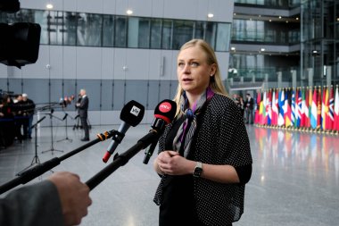 Dışişleri Bakanı Elina VALTONEN, 3 Nisan 2024 'te Belçika' nın Brüksel kentindeki NATO genel merkezinde gerçekleşen NATO dışişleri bakanları toplantısı öncesinde basın mensuplarına konuştu.