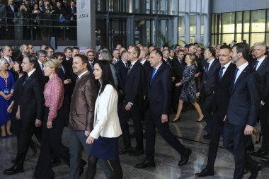  Dışişleri Bakanı Yorgos Gerapetritis, NATO 'nun 4 Nisan 2024' te Brüksel, Belçika 'daki NATO genel merkezinde 75. yıldönümü münasebetiyle düzenlenen törene katıldı.. 