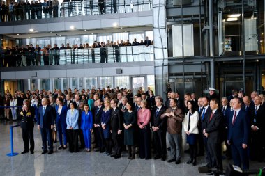 Dışişleri Bakanı, NATO 'nun 4 Nisan 2024' te Brüksel, Belçika 'daki NATO genel merkezinde 75. kuruluş yıldönümü münasebetiyle düzenlenen törende görülüyor.. 