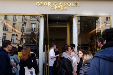 31 Mart 2024 'te Fransa' nın Paris kentindeki Cedric Grolet pastanesinin dış görünüşü.